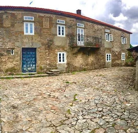 Δωμάτια σε οικογενειακή κατοικία O Pazo Da Briona *