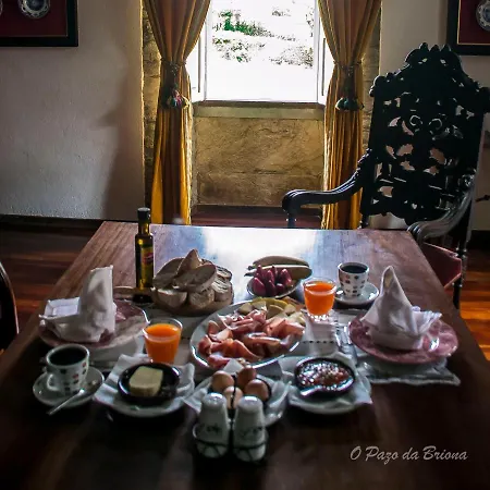 Δωμάτια σε οικογενειακή κατοικία O Pazo Da Briona